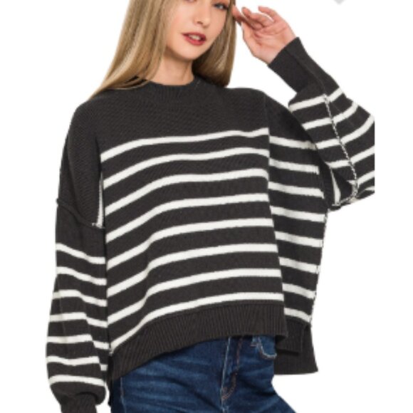 ✨NWT‎ Zenana Exposed Seam Striped Oversized Sweater - Picture 1 of 3